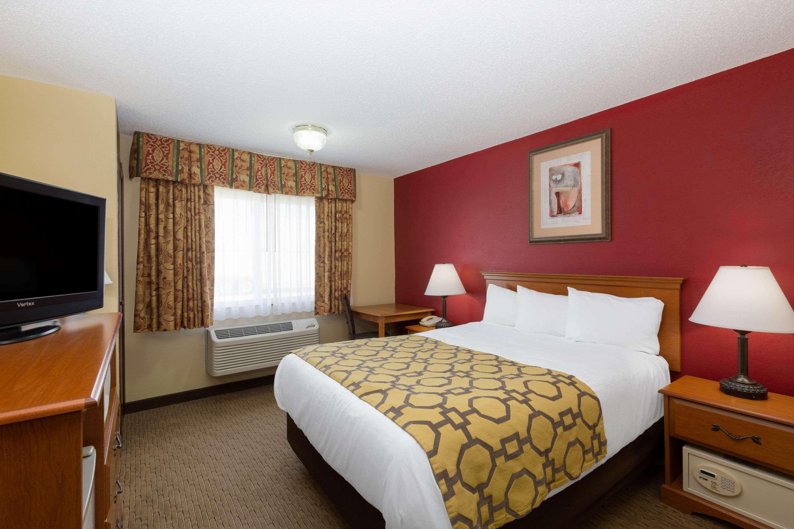 Baymont By Wyndham Fort Dodge Kültér fotó