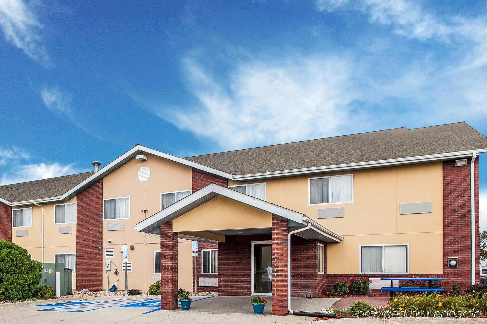 Baymont By Wyndham Fort Dodge Kültér fotó